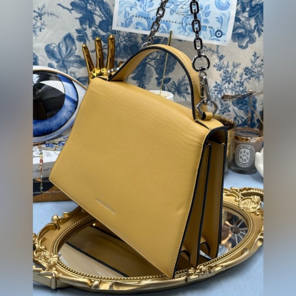 🆕 KARL LAGERFELD 🧿 NWOT K/Signature Medium Crossbody Bag, Trench Beige Yellow - Picture 7 of 16